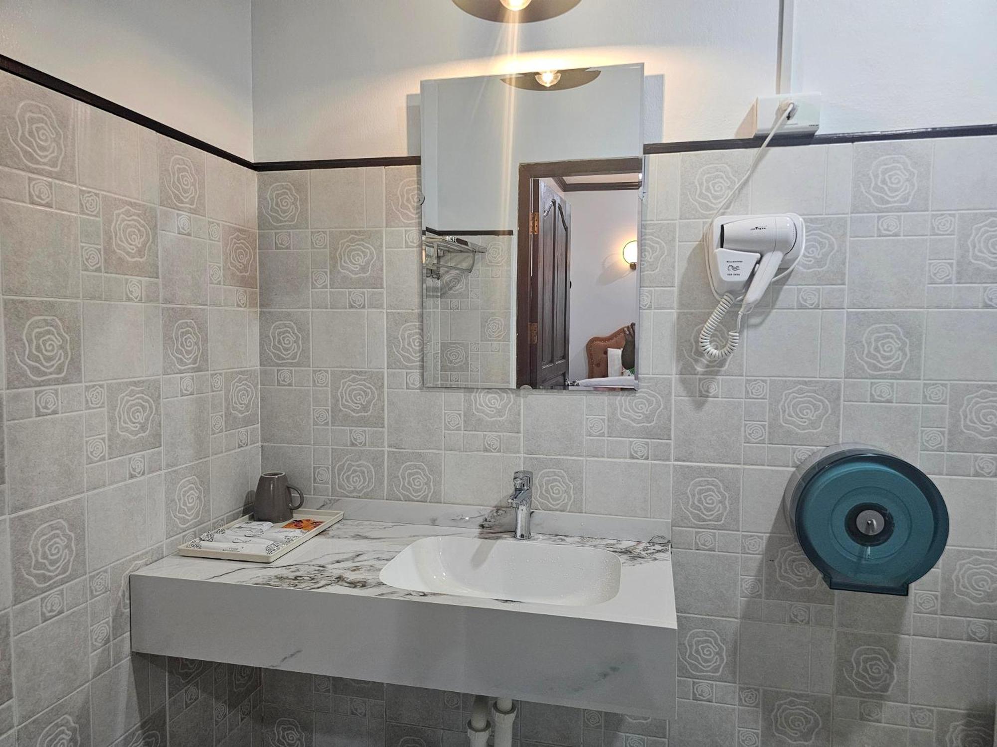 Win Hotel Vang Vieng Zewnętrze zdjęcie