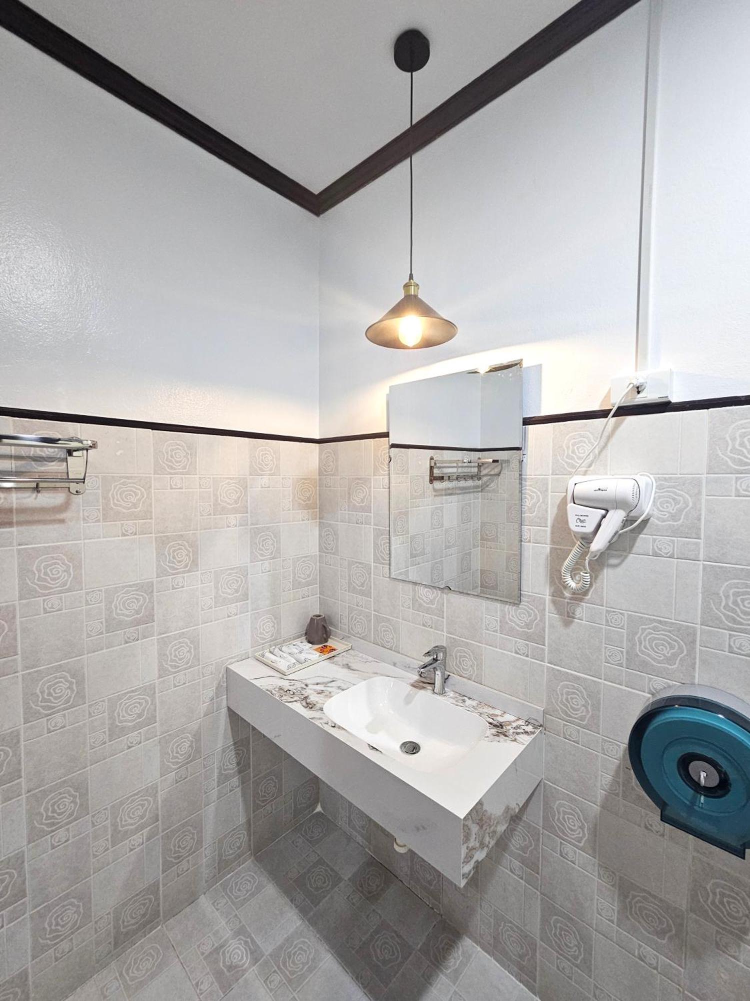 Win Hotel Vang Vieng Zewnętrze zdjęcie