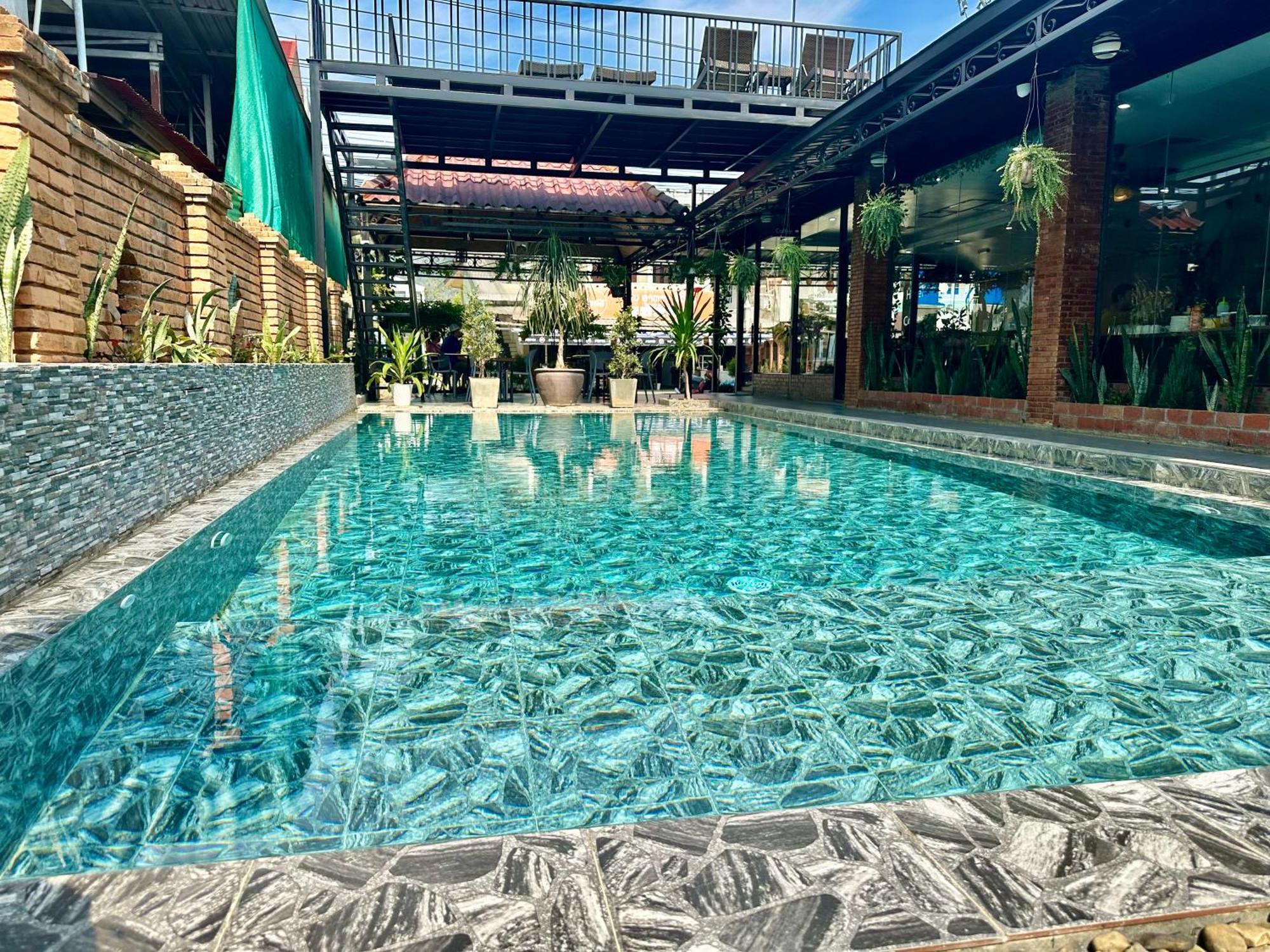 Win Hotel Vang Vieng Zewnętrze zdjęcie