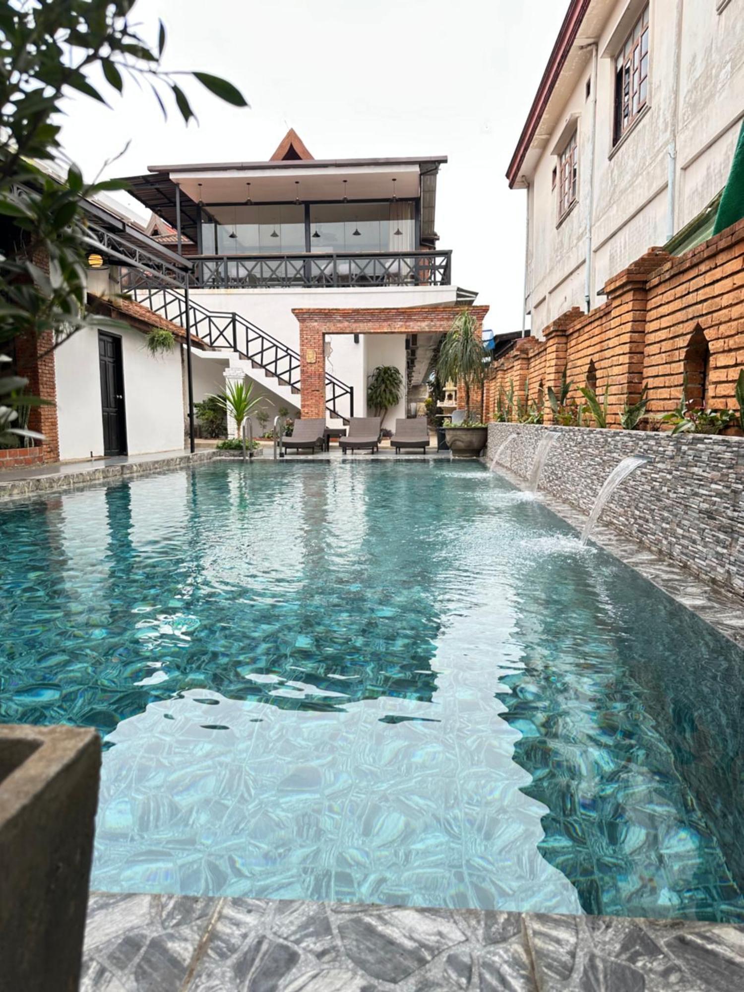 Win Hotel Vang Vieng Zewnętrze zdjęcie